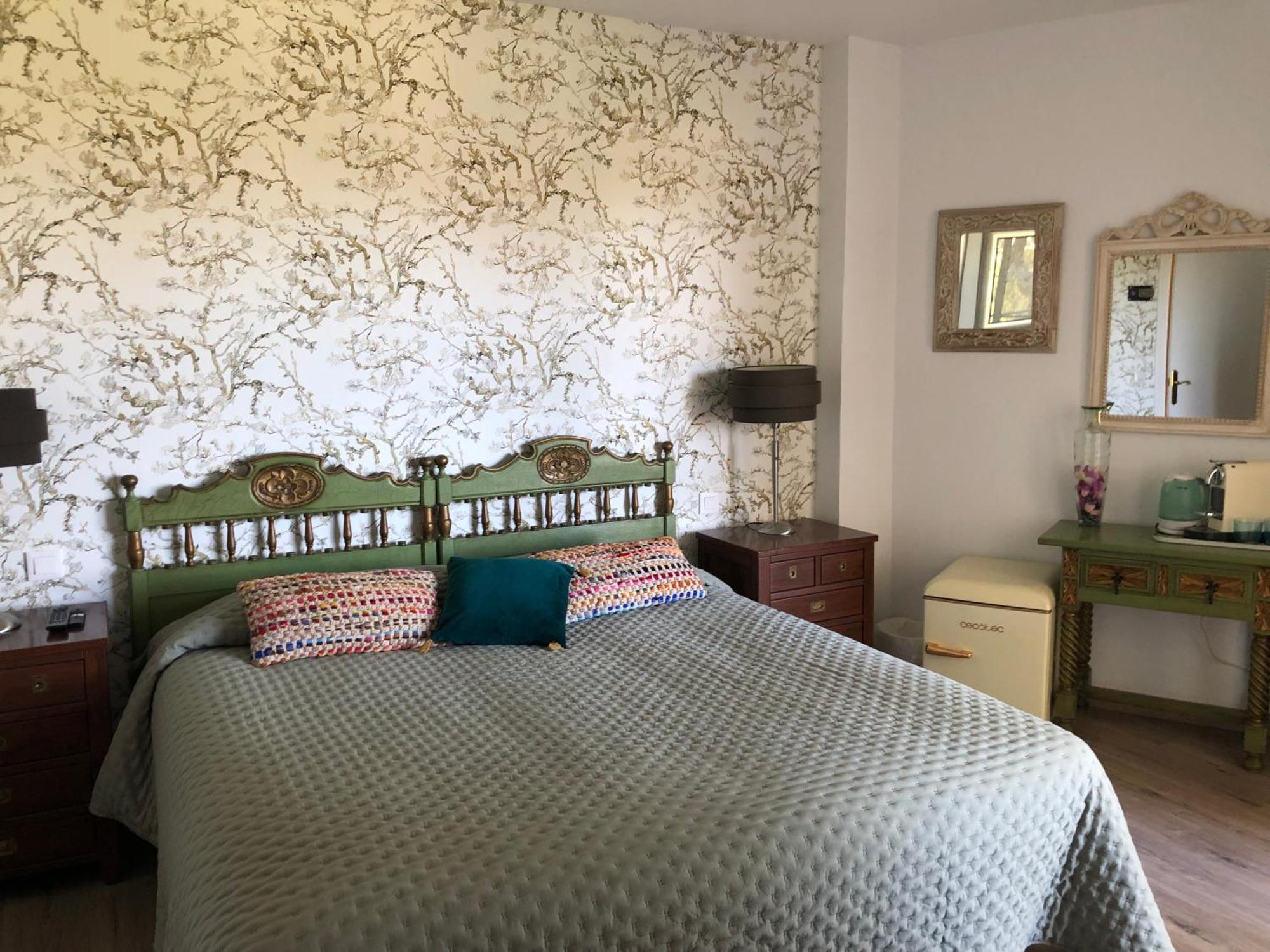 Habitacion Deluxe Con Bano Privado En Atalaya Apartagolf, Estepona Zewnętrze zdjęcie