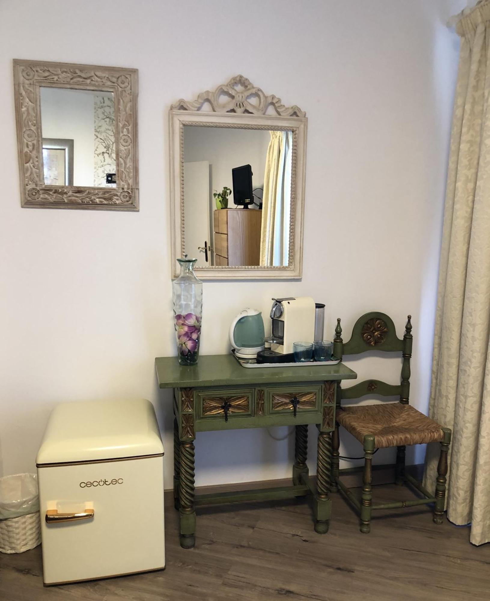 Habitacion Deluxe Con Bano Privado En Atalaya Apartagolf, Estepona Zewnętrze zdjęcie
